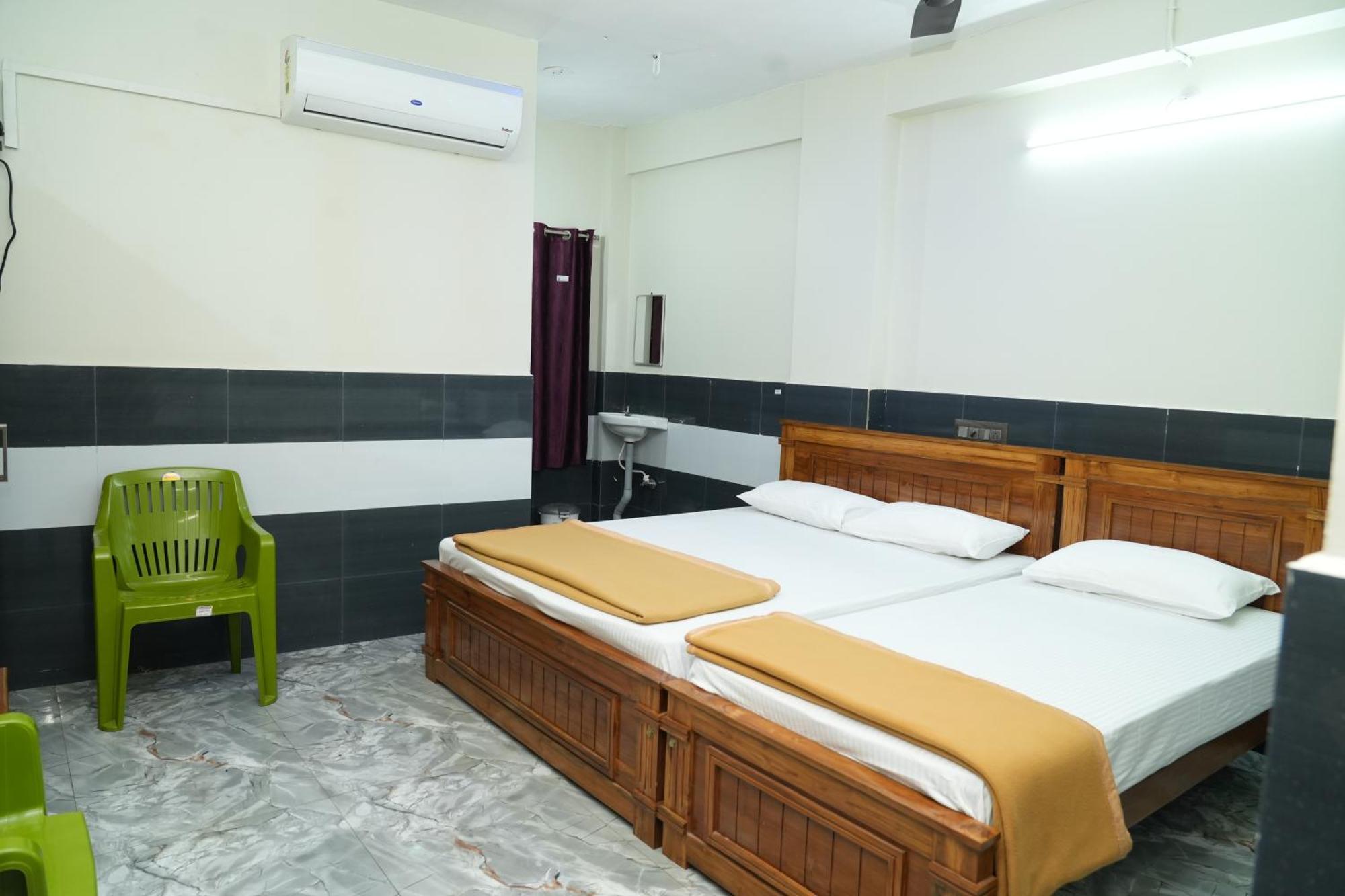 Rajali Residency 호텔 Kulithalai 외부 사진